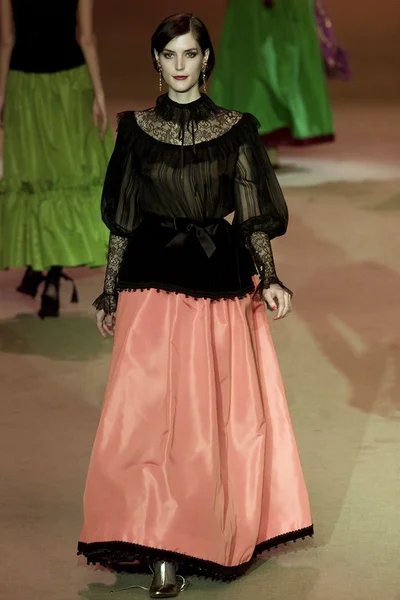 Look 75